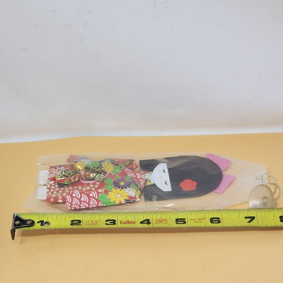 Japanese Kokeshi Doll Paper Wall Hanging Ornament With Suction Cup & Bell - Picture 6 of 7